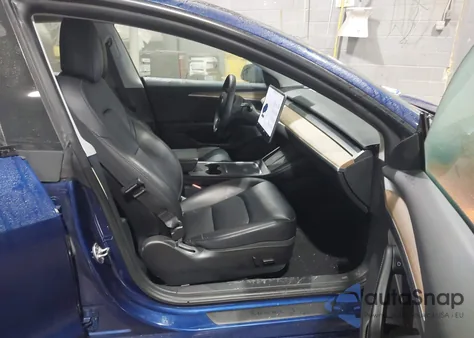 2021 Tesla Model 3 Long Range Dual Motor All-Wheel Drive z USA, uszkodzony, nr VIN 5YJ3E1EB5MF012926